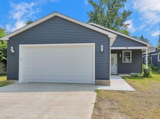 123 Lincoln St, Perry, MI 48872