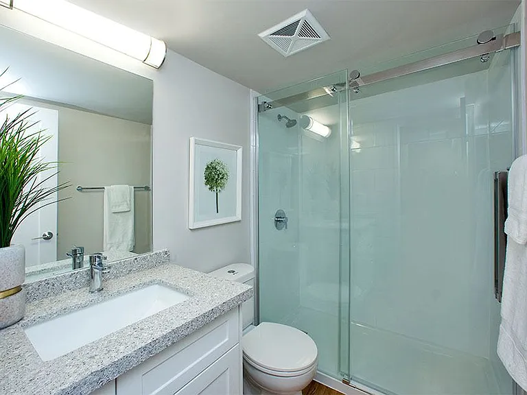 165 La Rose Ave — Photo 10
