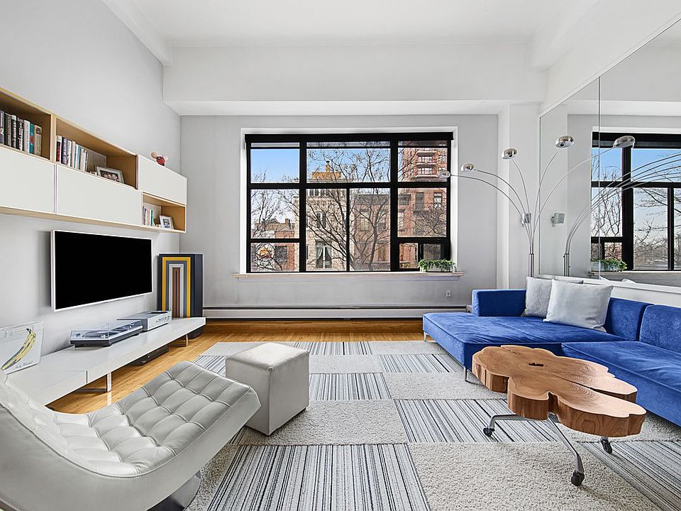 1st image of 130 Barrow St APT 217