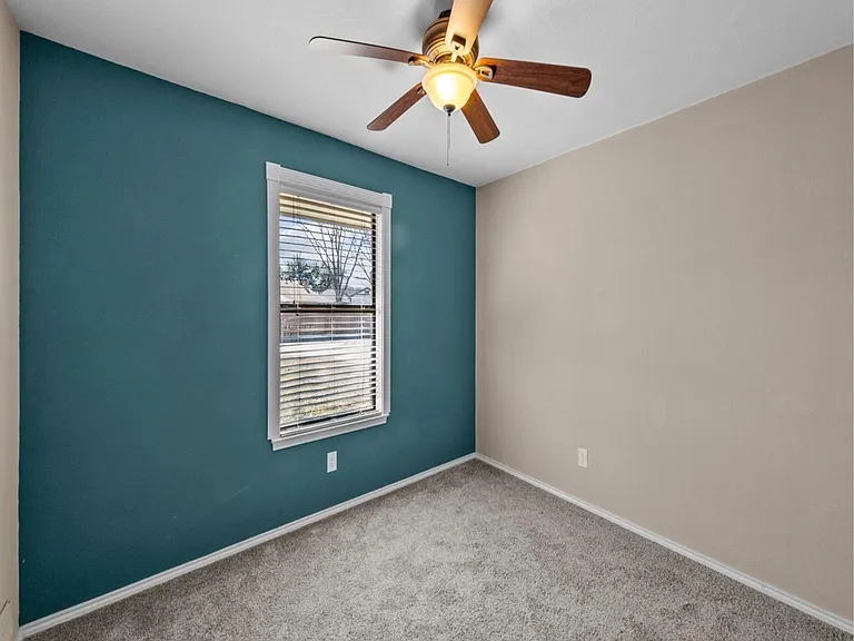 306 Dove Creek Trl — Photo 13
