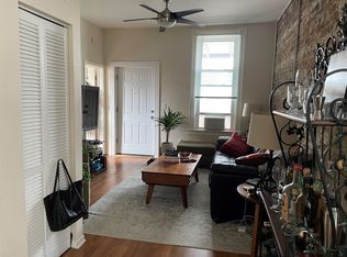 1453 W Huron St #3R, Chicago, IL 60642