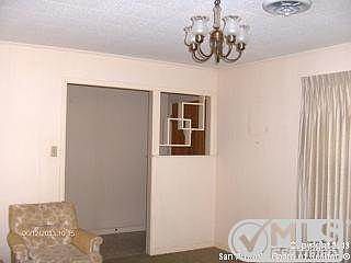4th image of 615 E Buchel Ave