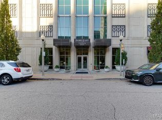 4909 Laclede Ave APT 1905, Saint louis, MO