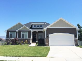 2548 S Honeysuckle Dr, Saratoga Springs, UT 84045