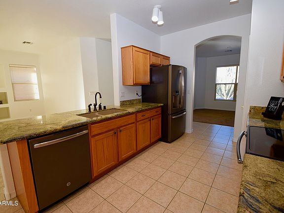 3rd image of 3711 E COLONIAL Drive