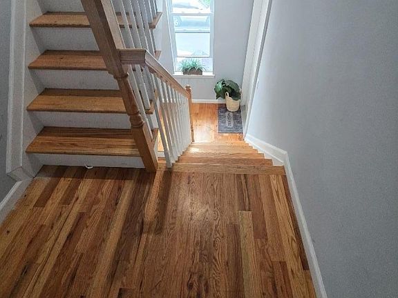 5th image of 919 S 18th ST