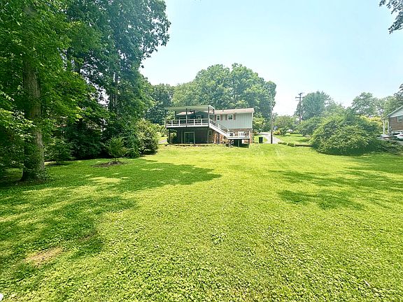 3rd image of 1717 Huntwood Ln