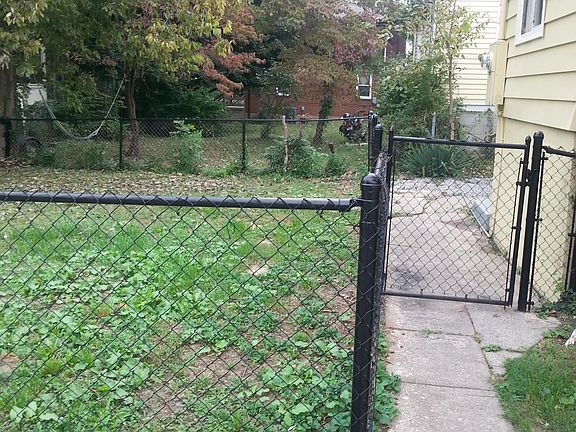 4th image of 645 North Broadway