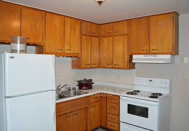 550 Cleveland St — Photo 5