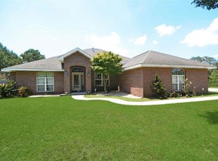 2757 Sumac Ct, Navarre, FL 32566