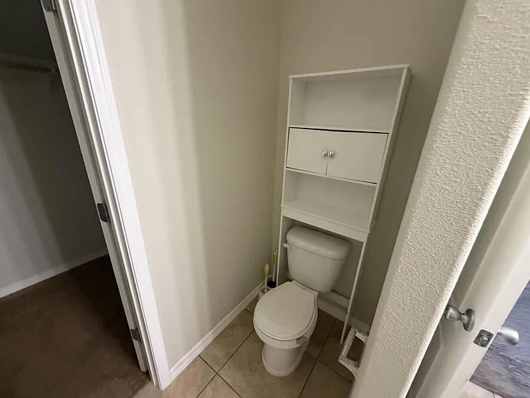 1005 El Paseo St NW — Photo 8
