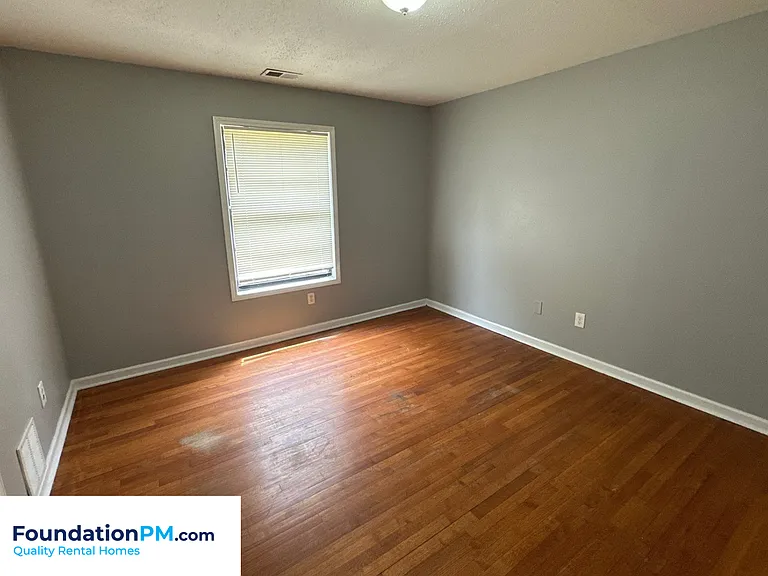 5028 Cheston Ave — Photo 12