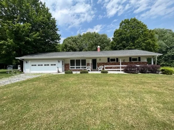 37964 408th Hwy, Centerville, PA 16404