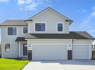 14608 N Valley Dr, Urbandale, IA 50323