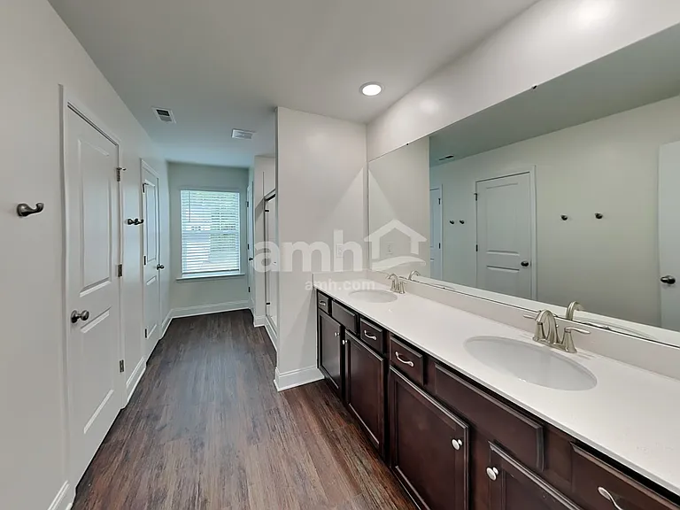 13021 Redwind Dr — Photo 16