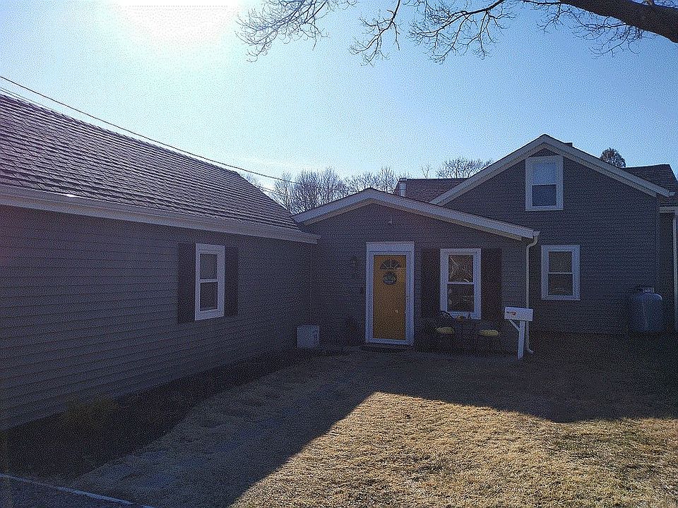 2nd image of 85 Harris St