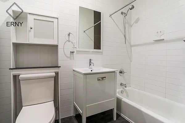 Rented by ERNY LLC | media 6