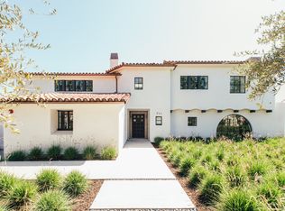 711 Walden Dr, Beverly Hills, CA 90210