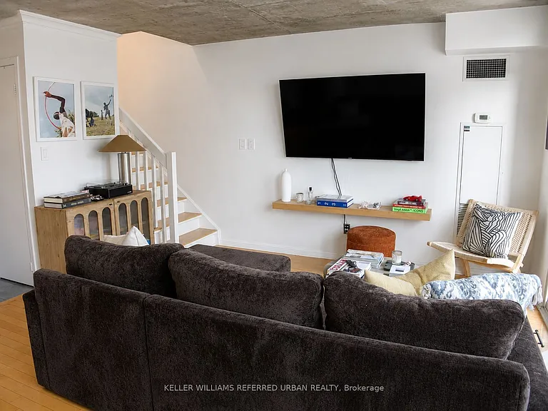 1029 King St W #805 — Photo 8