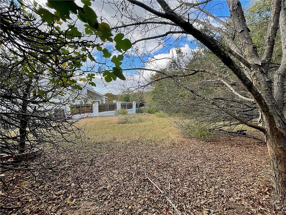 1st image of 4206 Hyridge Dr