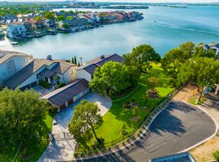106 Bunny Run Ln, Horseshoe Bay, TX 78657