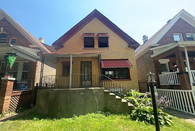 1st image of 6941 S Michigan Ave