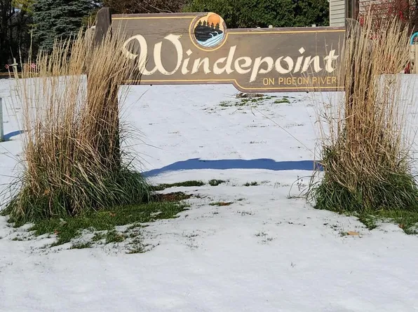2823 Windepoint COURT B, Bldg 3, Sheboygan, WI 53083