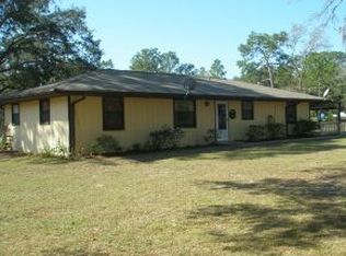 6890 W Green Acres St, Homosassa, FL 34446