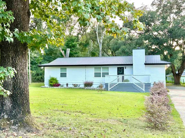 3426 Plowshare Rd, Tallahassee, FL 32309