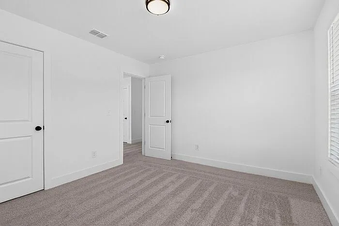 308 E Talleyrand Ave — Photo 18