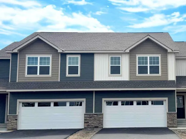 2076 Clearwater Ter, Shakopee, MN 55379