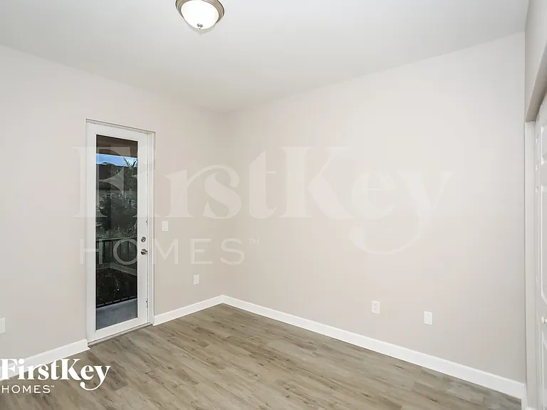 13090 SW 132nd Ter — Photo 12