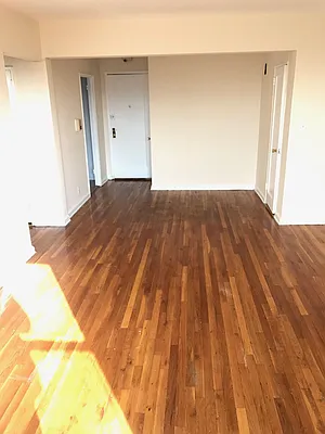 Rented by Giaps Realty Group LLC | media 6