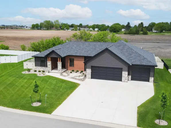 W6818 Wilmington Ln, Greenville, WI 54942