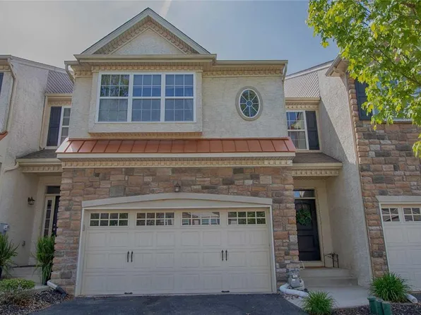 4399 Lenni Cir, Emmaus, PA 18049