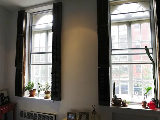 Rented by Town Residential | media 9