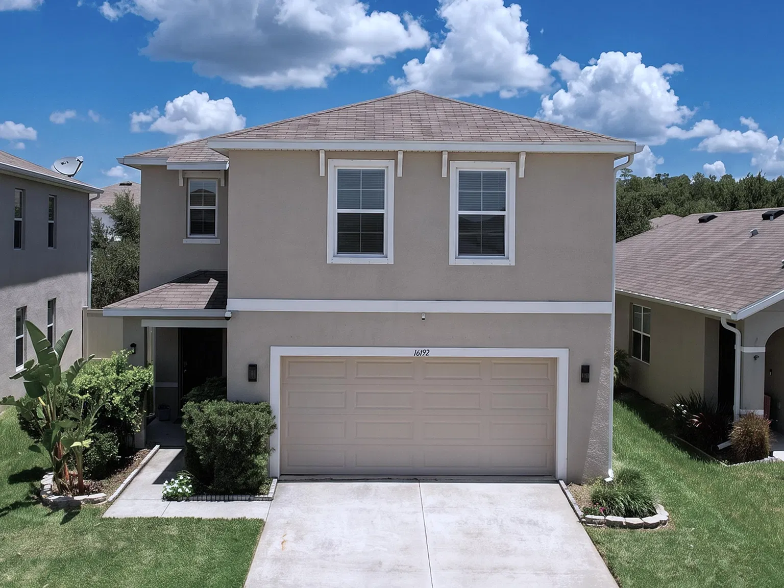 4 bed, 2.5 bath, 2260 sqft, $2,700 — Photo 2