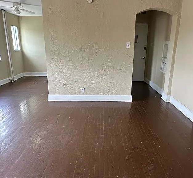 155 W River Streetsuite E #4 — Photo 2