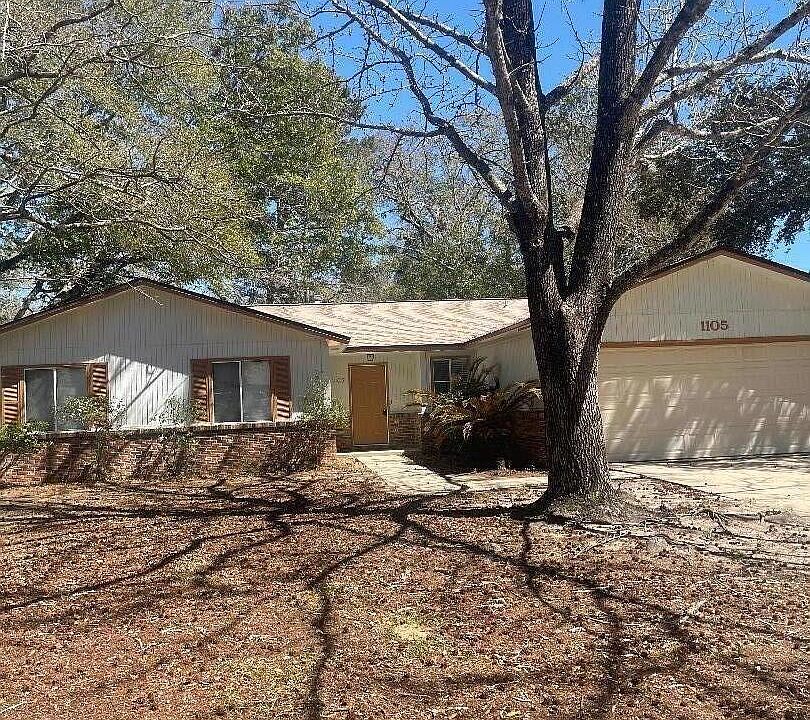 1st image of 1105 Sean Ln