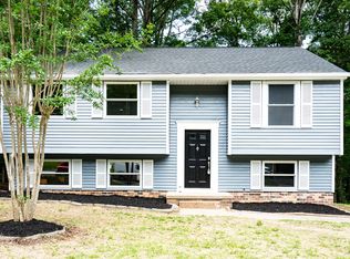 8806 Pepperidge Rd, North Chesterfield, VA 23236