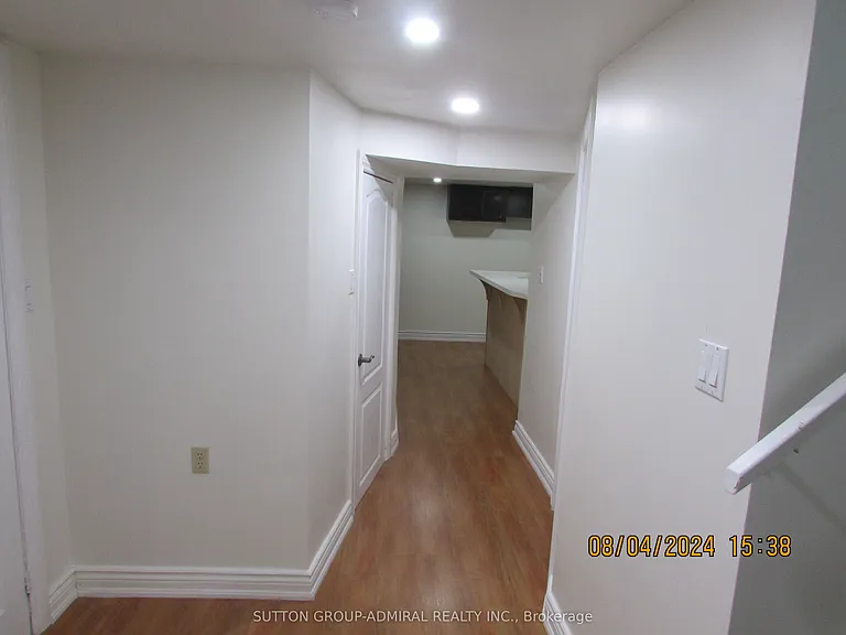 62 Leisure Ln #BASEMENT — Photo 6