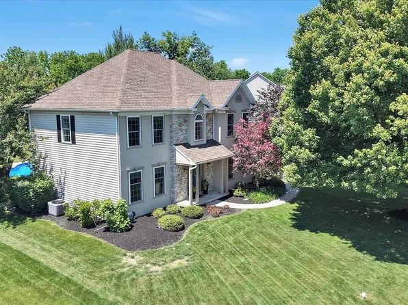 208 Southgate Dr, Lancaster, PA 17602