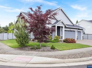 2103 NE Summit Dr, Albany, OR 97321