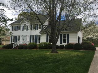124 Eastwood Dr, Statesville, NC 28625
