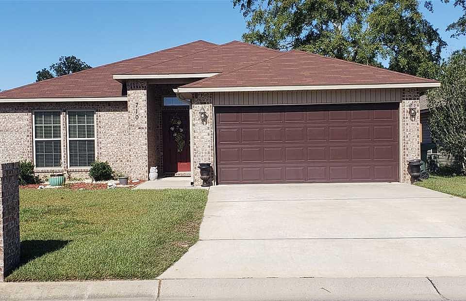1st image of 710 Forgotten Creek Ln