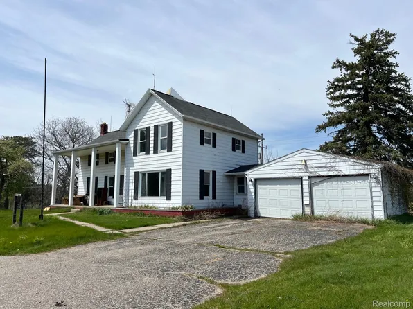 4896 Stanley Rd, Columbiaville, MI 48421