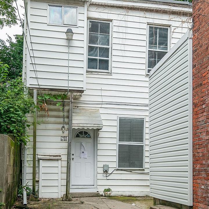 1st image of 2409 Clifton Ave #6