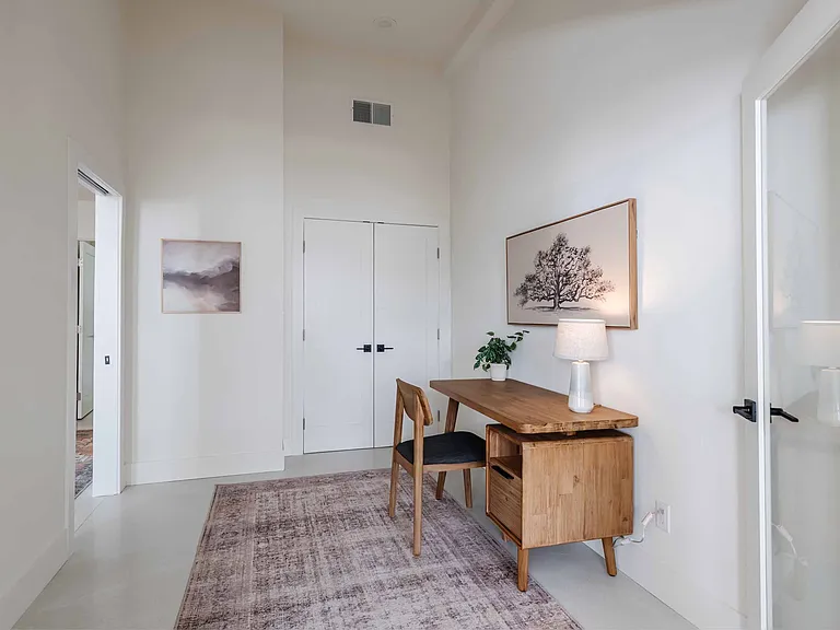 601 Garnet St — Photo 16