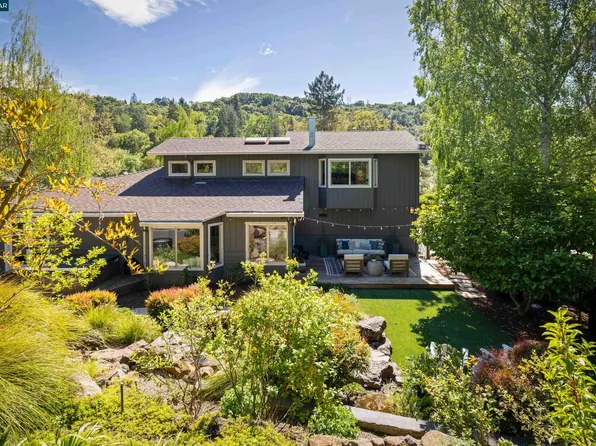 5 Glorietta Ct, Orinda, CA 94563