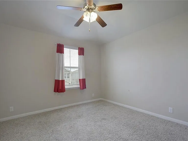 8528 White Ibis Dr — Photo 4